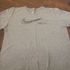 Nike T SHIRT